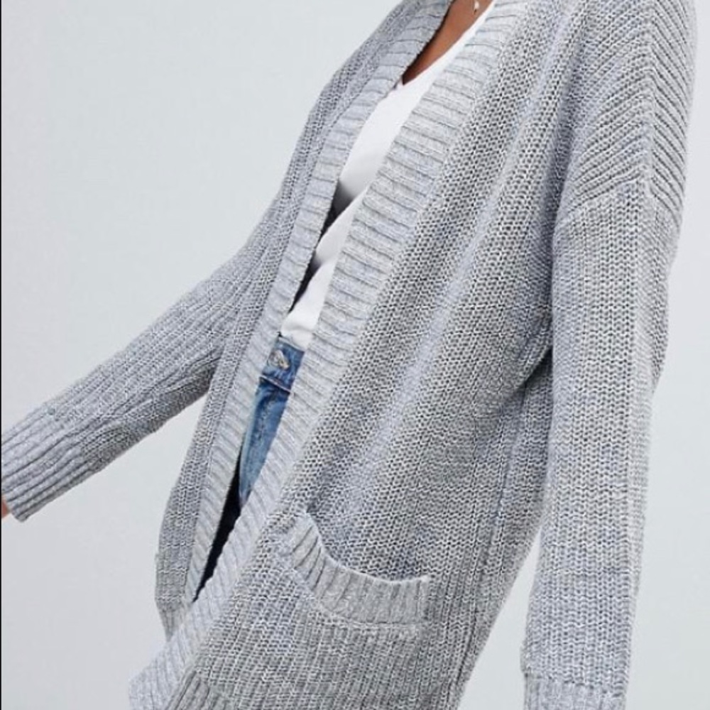 HOLLISTER GREY CARDIGAN
